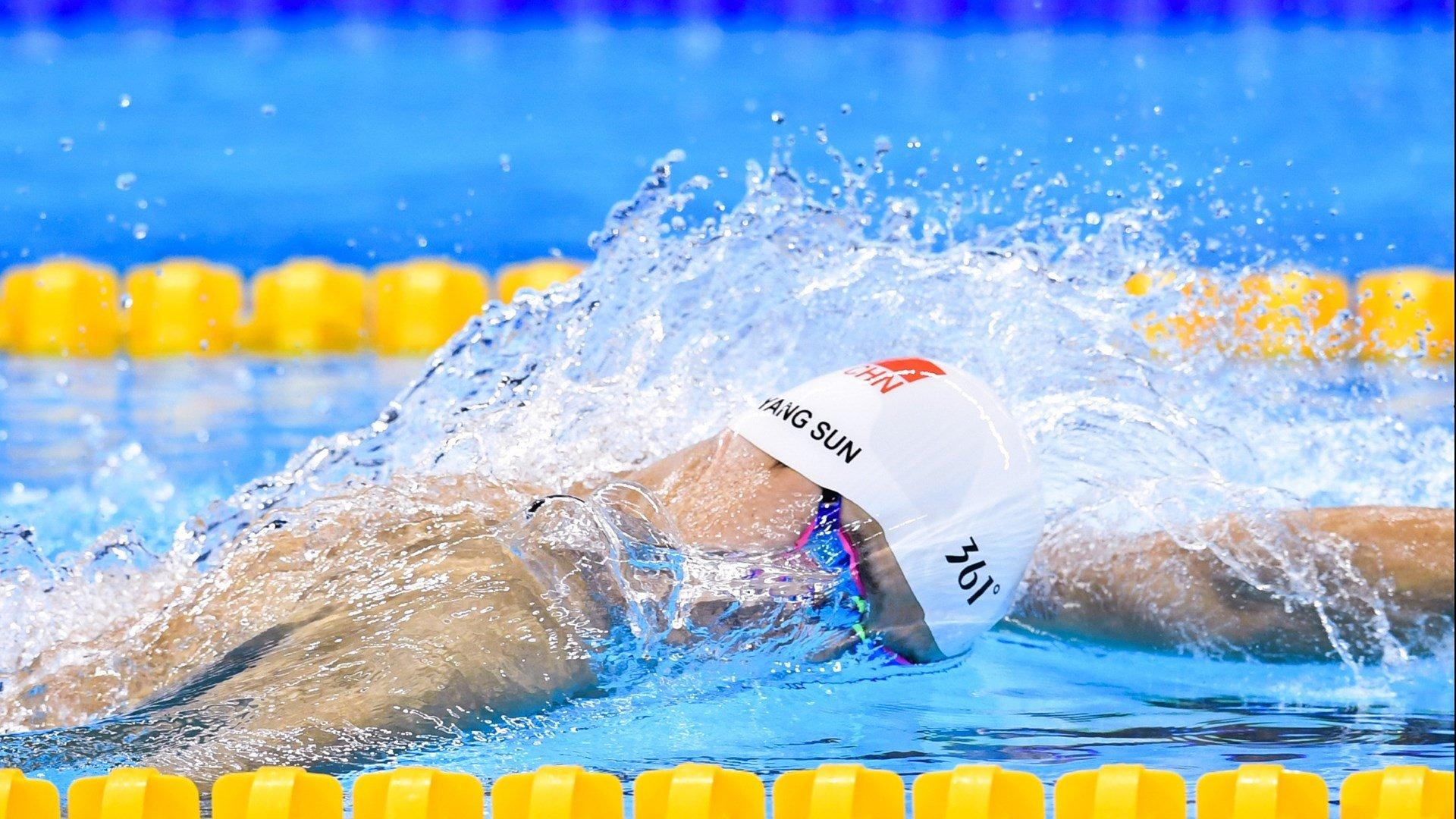 中国泳将张雨霏混合泳世锦赛摘金 刷新亚洲纪录