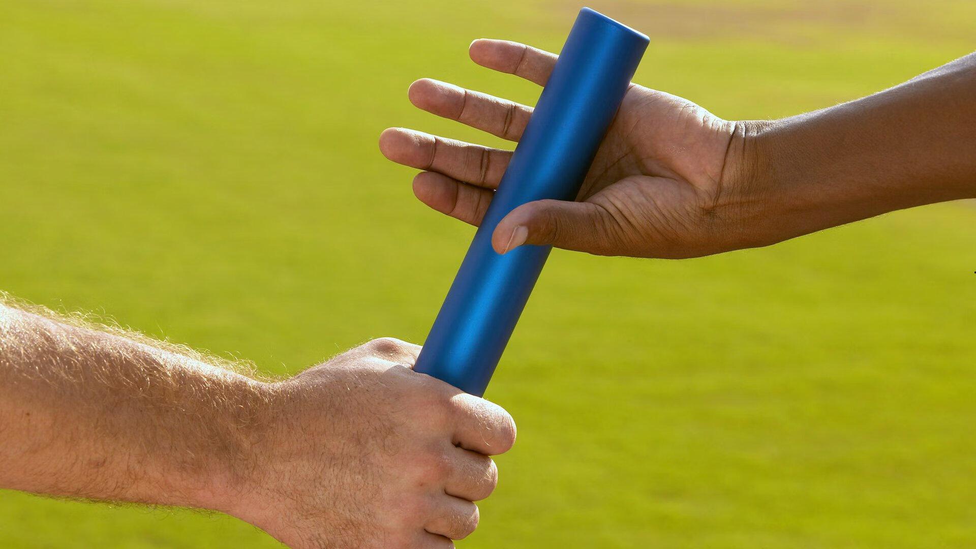 冰球联赛激战正酣，强队对决引爆赛季高潮