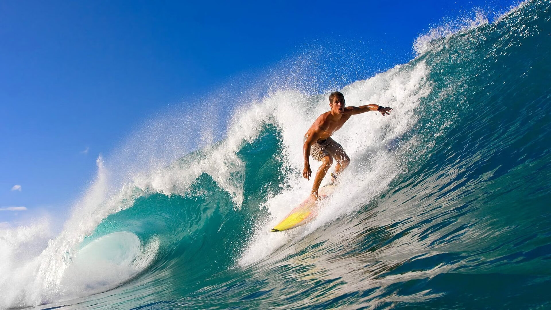 全国田径锦标赛接力赛激战正酣 新锐组合力压老牌强队夺冠